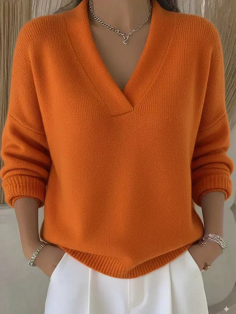 Viola | Suéter suave y elegante con cuello en V