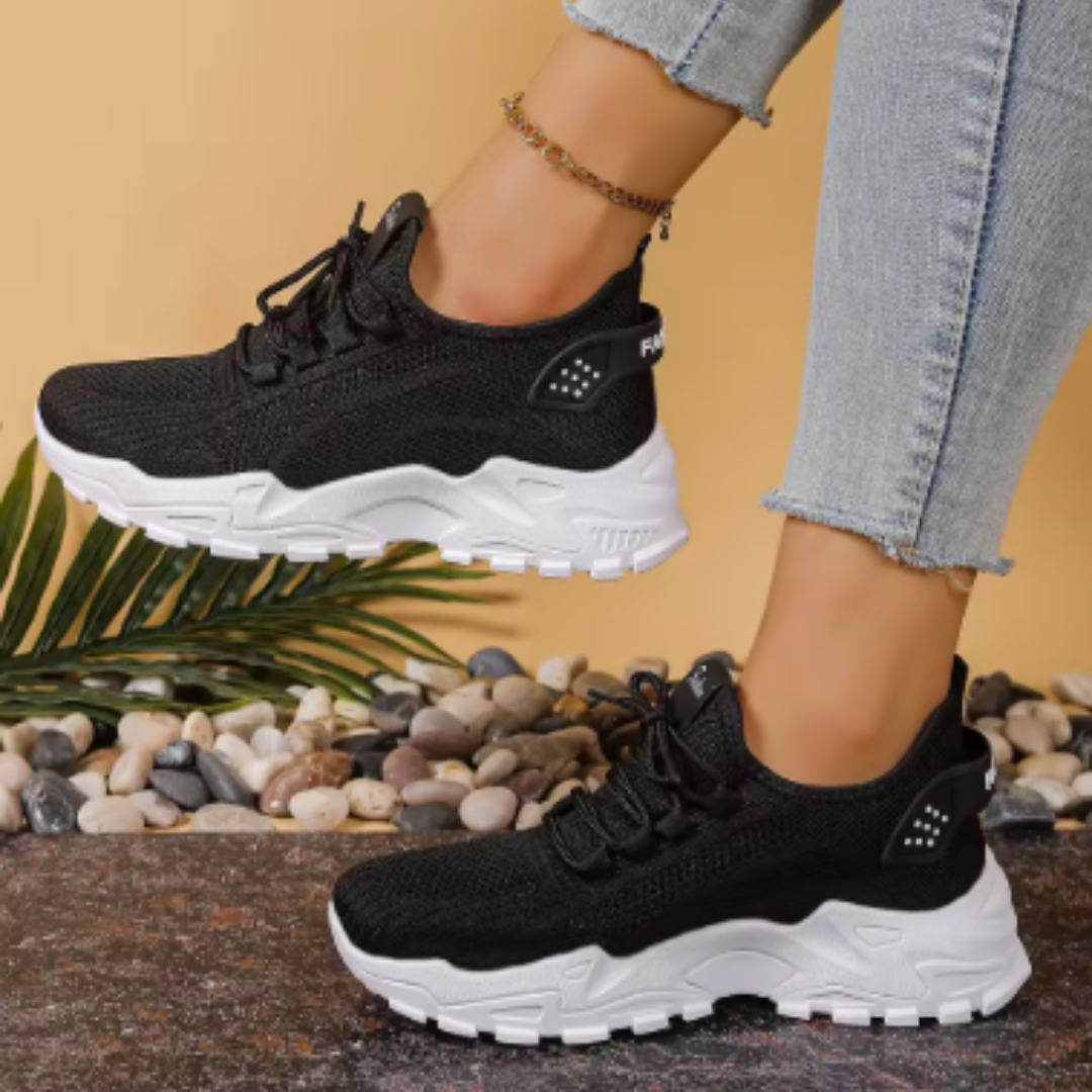 Altura | Zapatillas blancas con plataforma de moda
