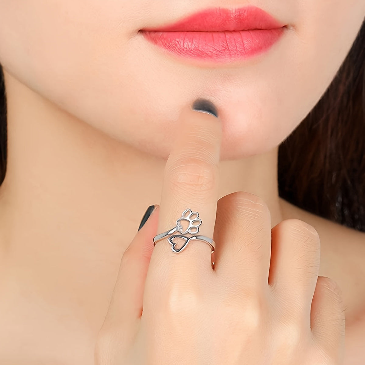 Anillo “Huella de Amor” elegante y romántico