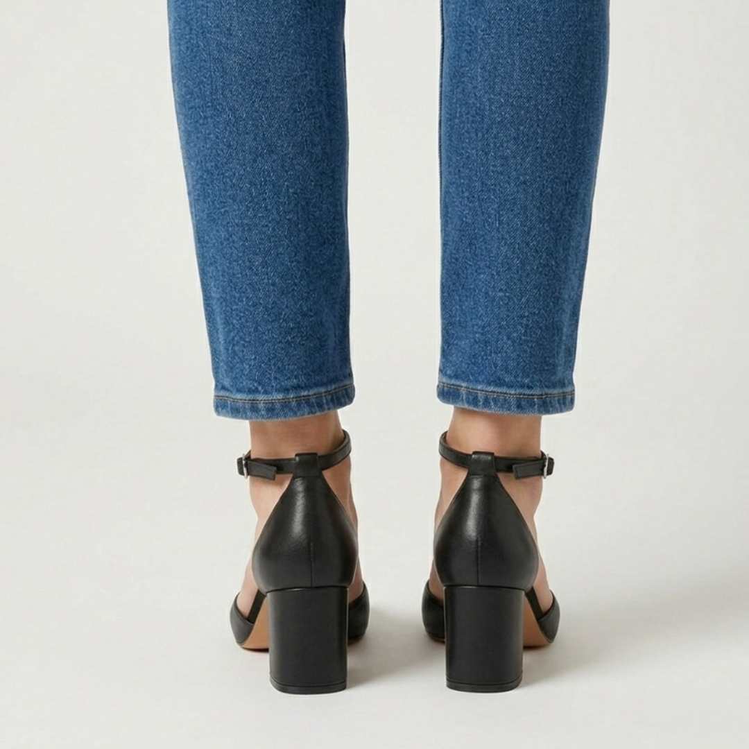 Alaya | Zapatos de salón elegantes con correa plateada