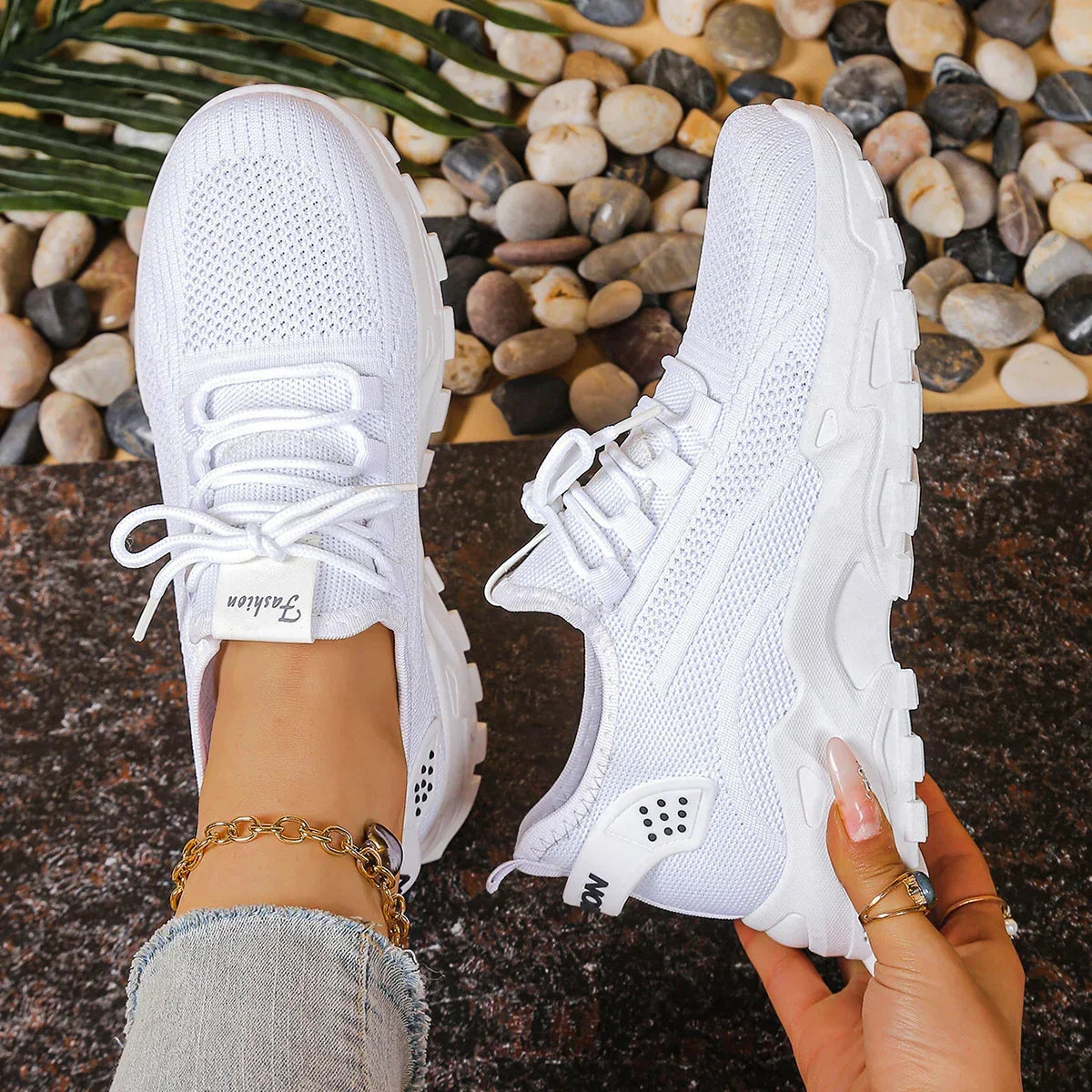 Altura | Zapatillas blancas con plataforma de moda