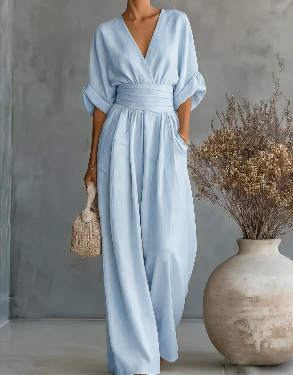 Elisa | Mono elegante y fluido con sofisticado escote en V