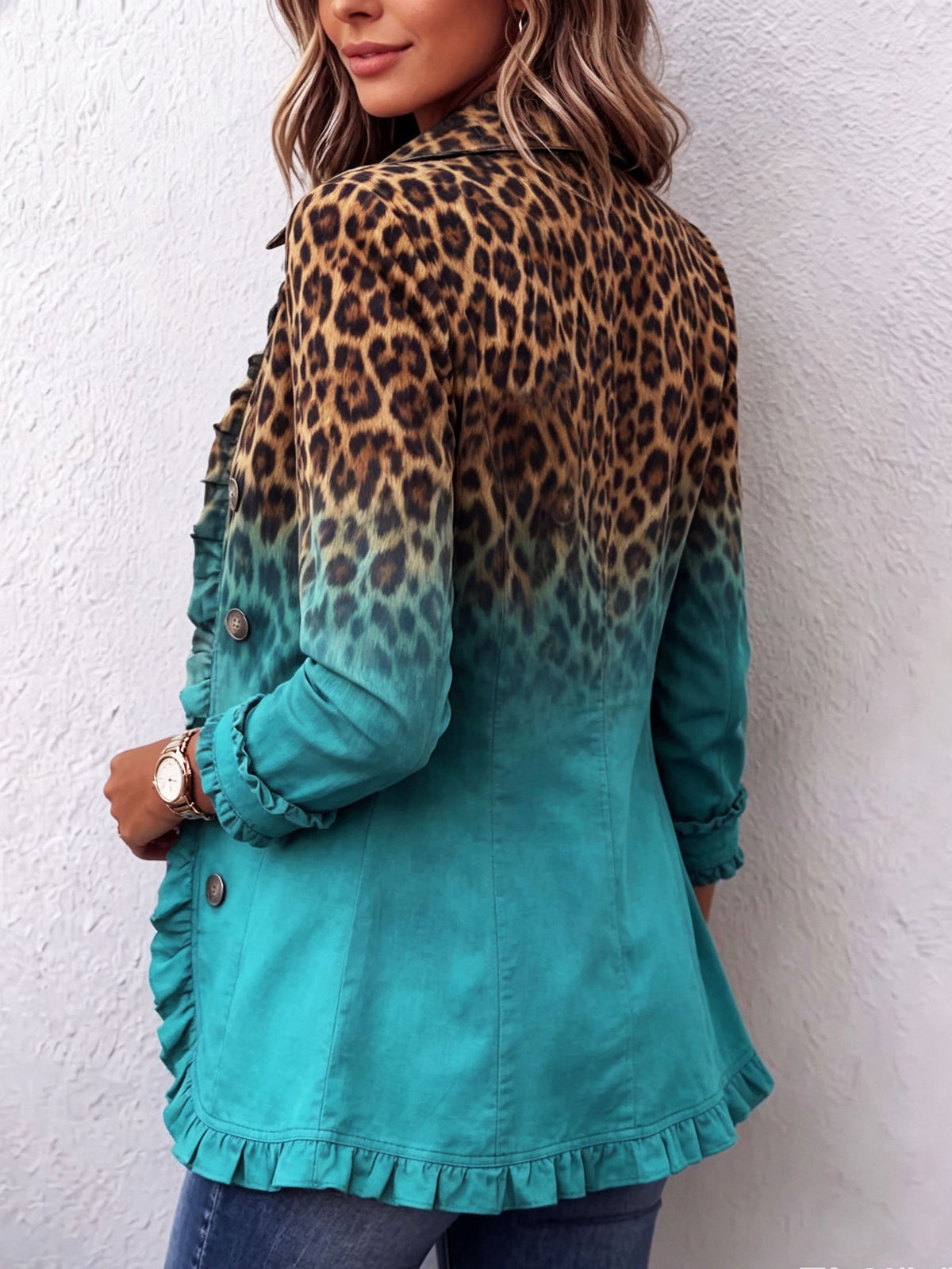 Giuseppina | Blazer con estampado de leopardo difuminado y elegantes volantes